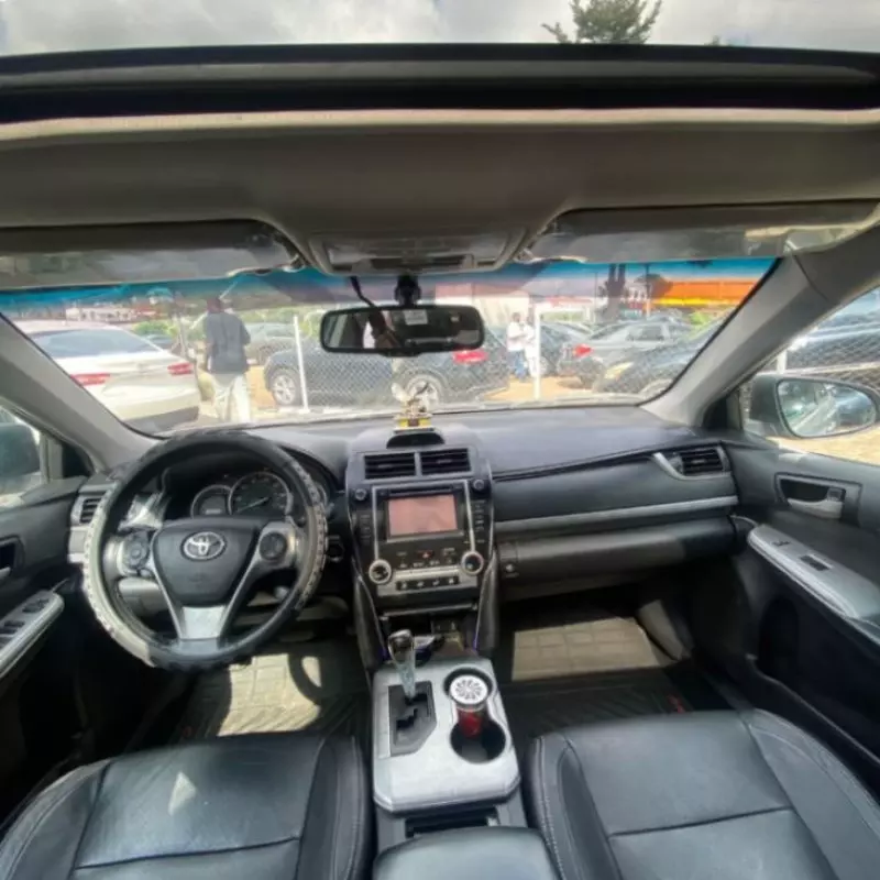 TOYOTA Camry   - 2013