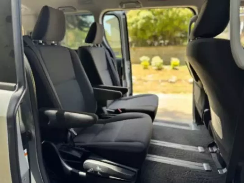 TOYOTA Noah   - 2019