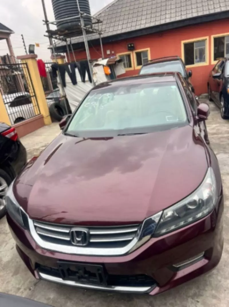 Honda Accord   - 2013