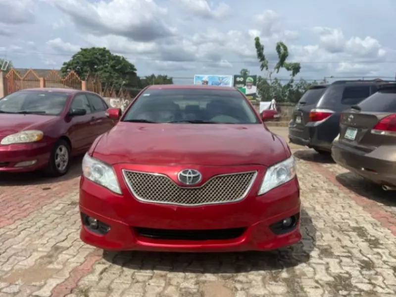 Toyota Camry   - 2008