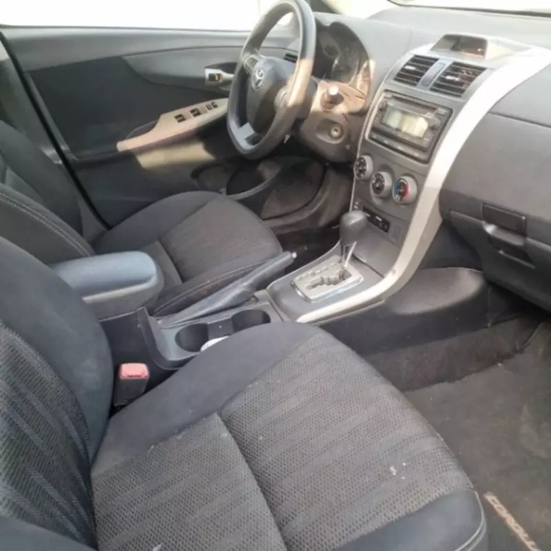 Toyota Corolla - 2012
