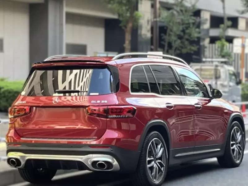 Mercedes-Benz GLB 250   - 2021