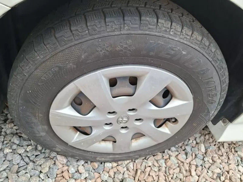 Toyota Wish   - 2012