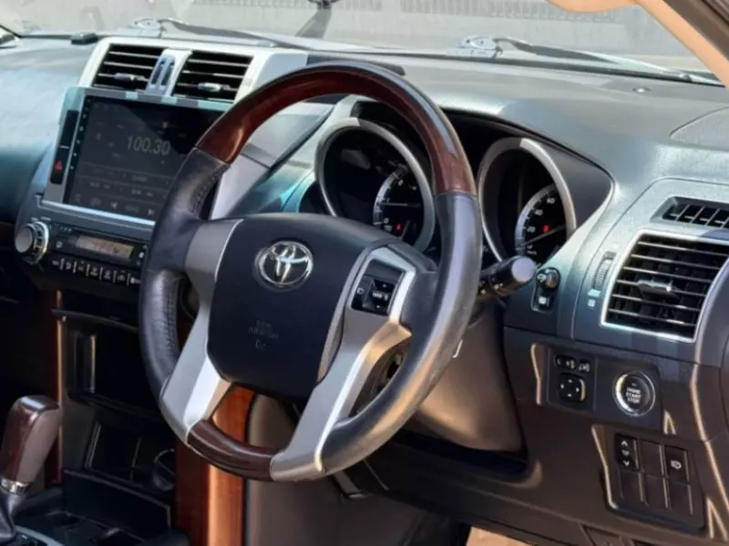 Toyota Landcruiser prado TX   - 2013