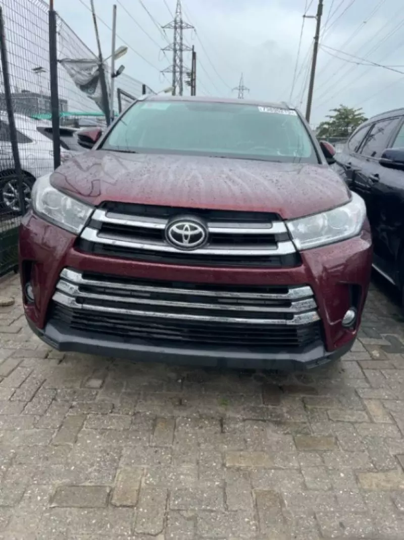 TOYOTA Highlander - 2015