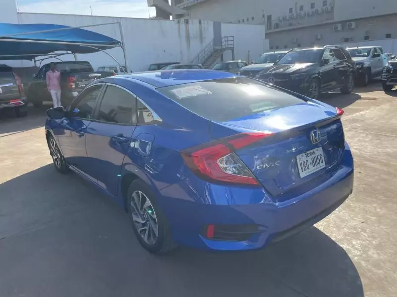 Honda Civic   - 2017
