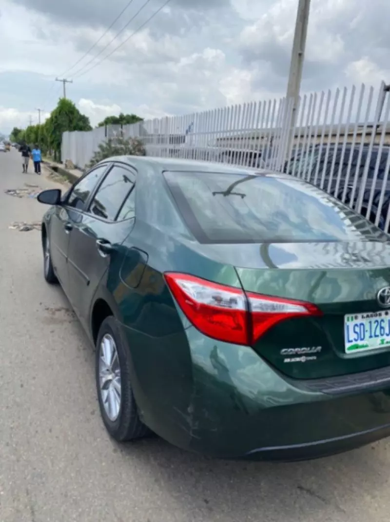 Toyota Corolla - 2014