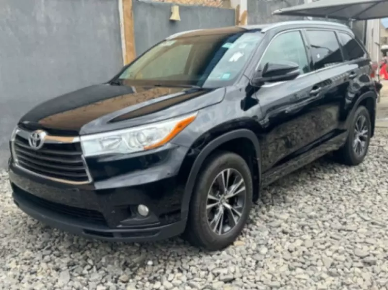 Toyota Highlander - 2016