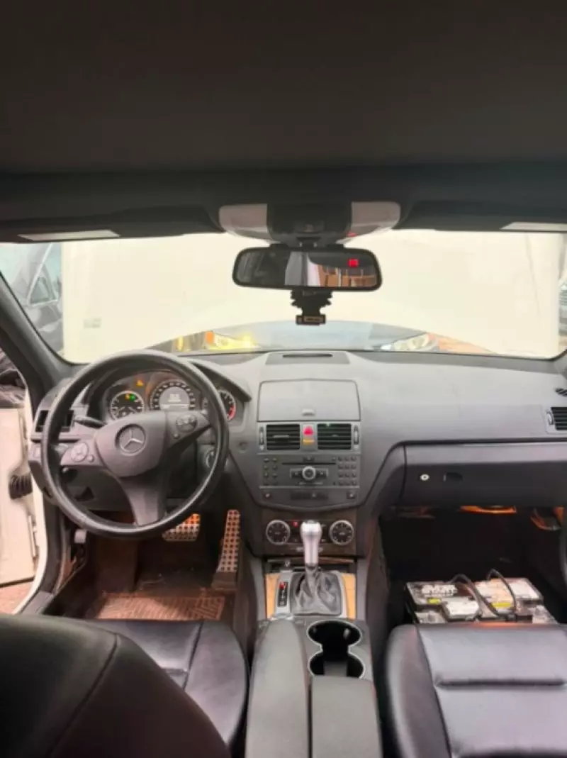 Mercedes-Benz C-Class - 2011
