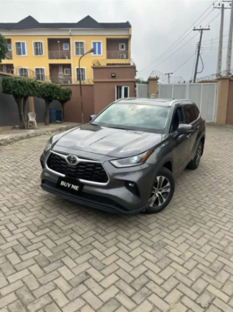 TOYOTA Highlander   - 2022