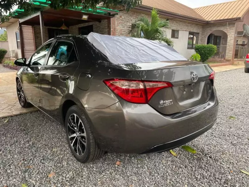 Toyota Corolla   - 2017