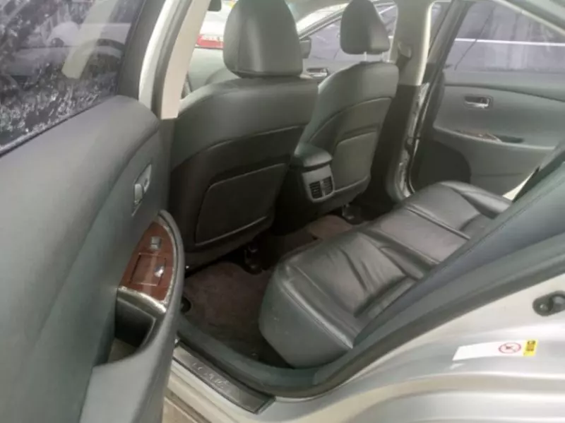 Lexus ES 350   - 2011
