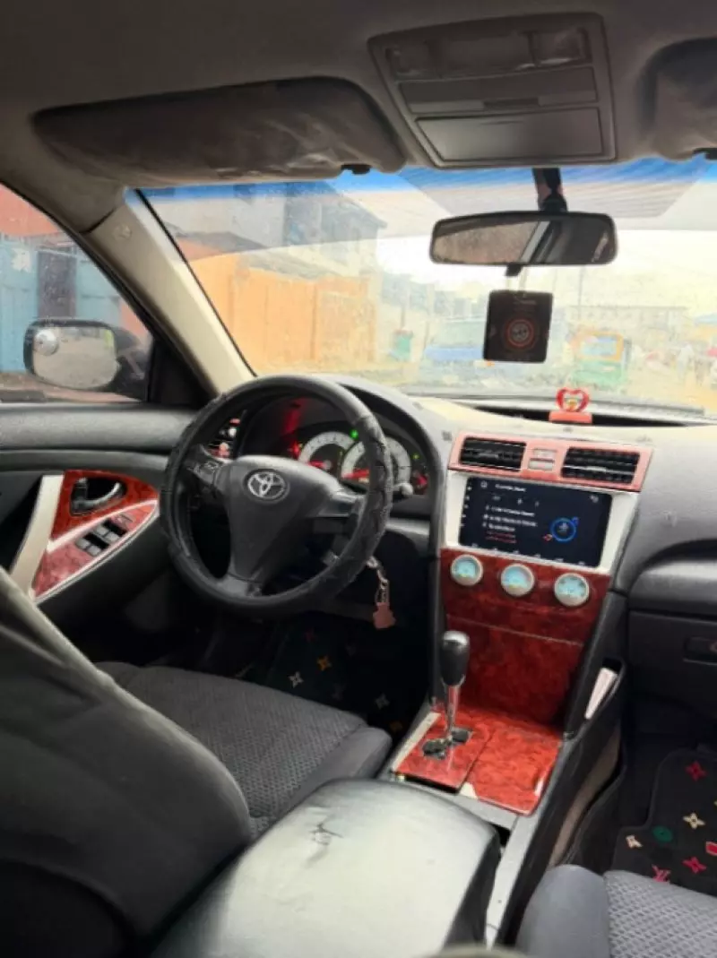 TOYOTA Camry   - 2009