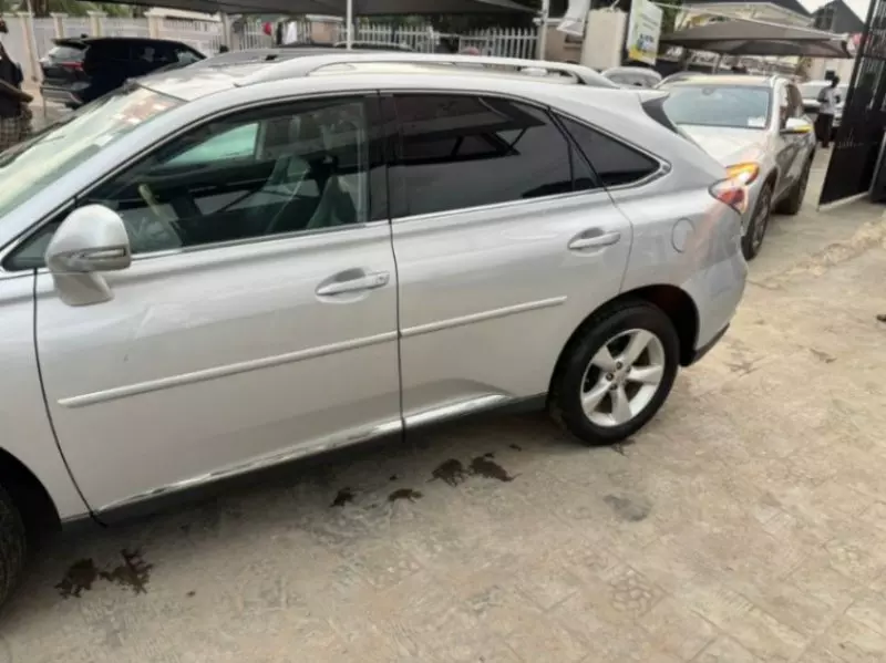 Lexus RX 350   - 2010