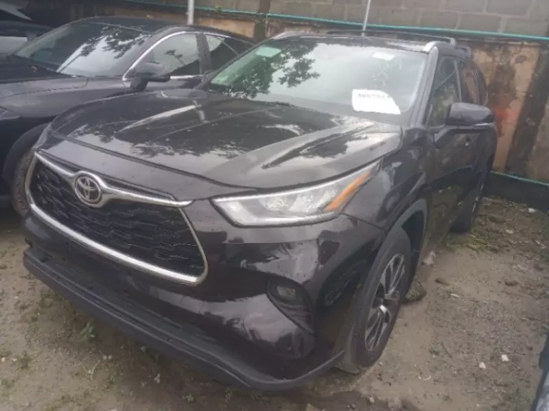 TOYOTA Highlander   - 2020