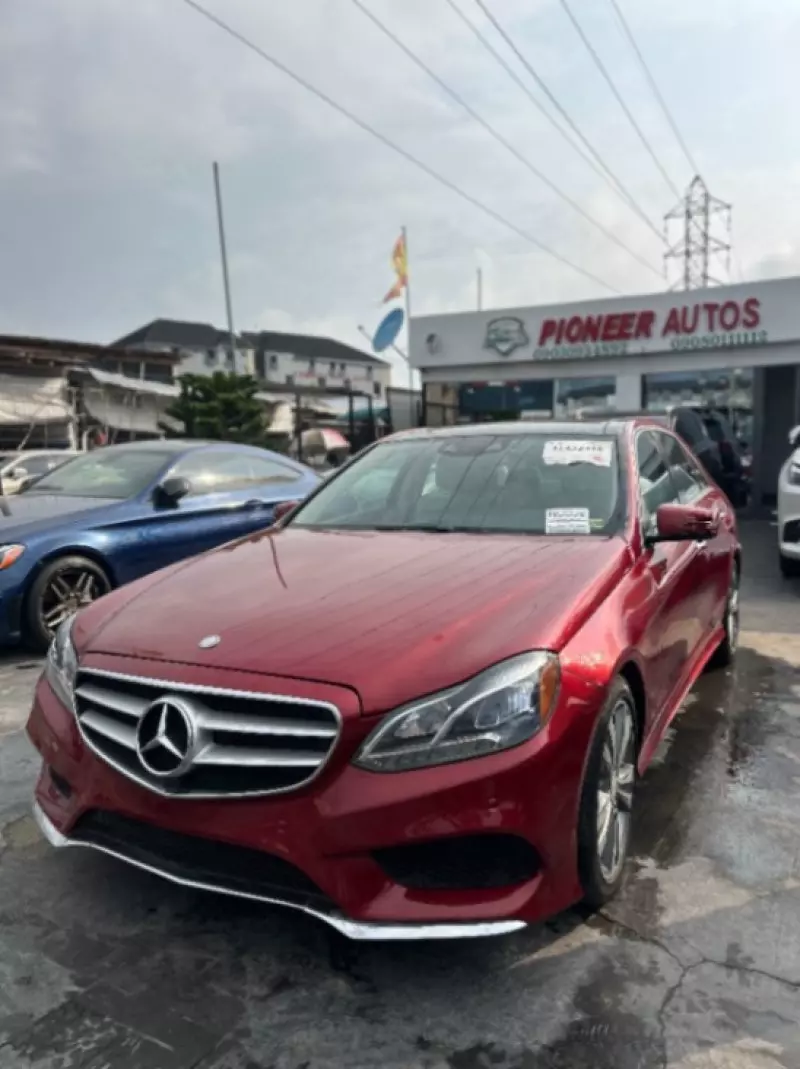 Mercedes-Benz E-Class   - 2014