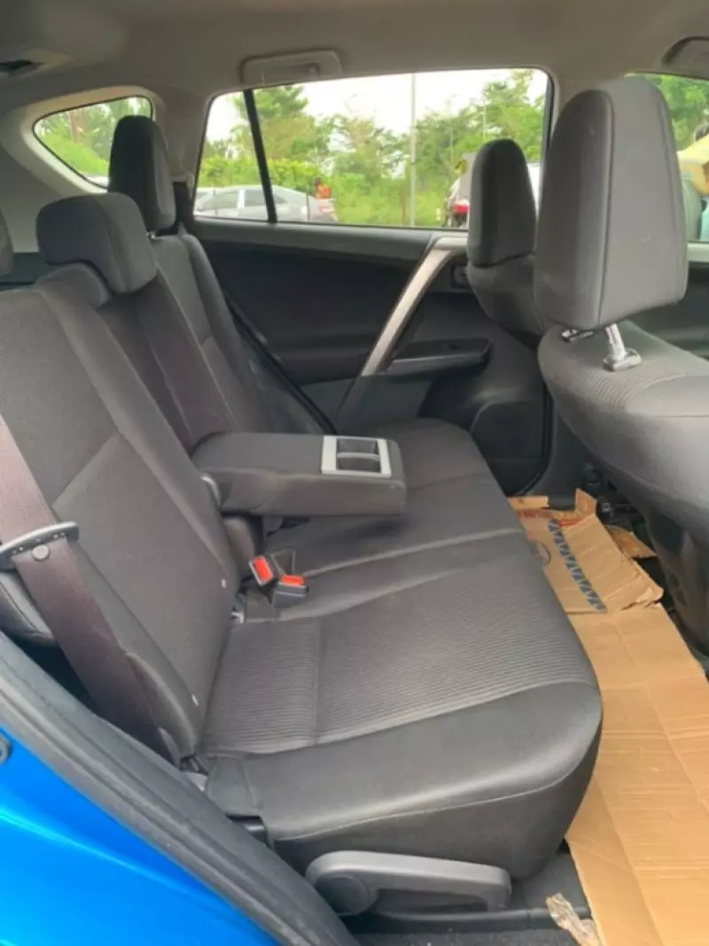 TOYOTA RAV4   - 2018