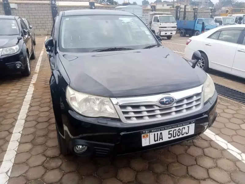 Subaru Forester   - 2011