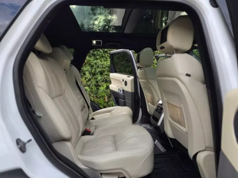 RANGE ROVER HSE LR4   - 2015