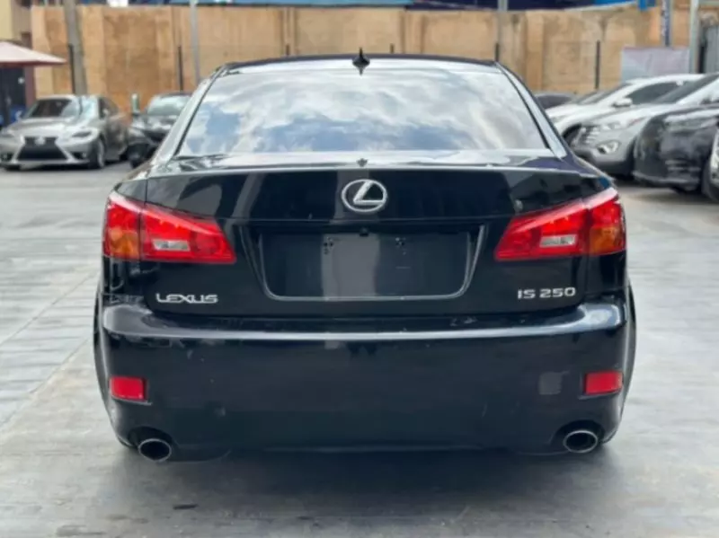 Lexus IS   - 2008