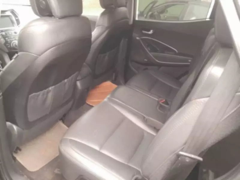 Hyundai Santa Fe   - 2017
