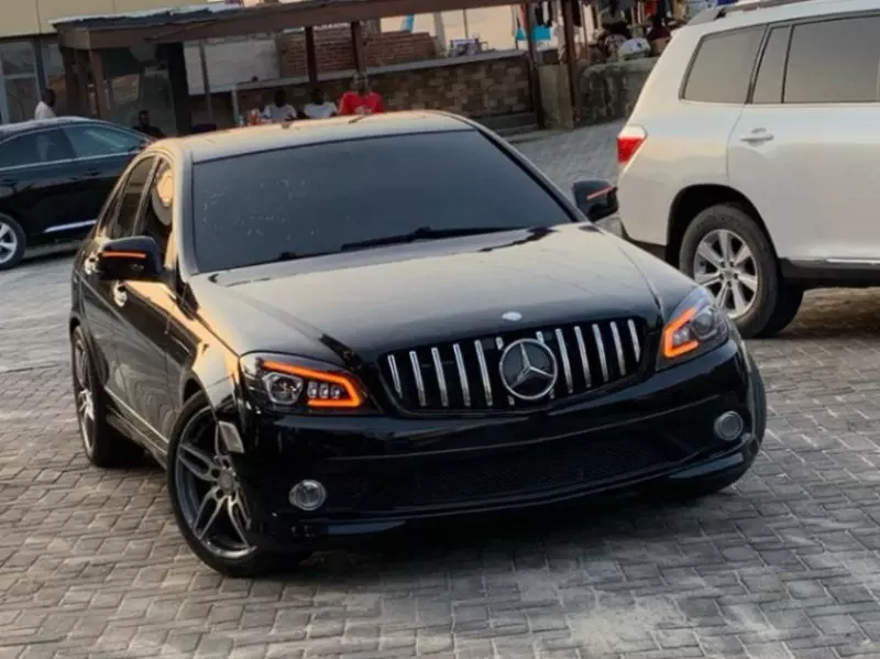 Mercedes-Benz C-Class   - 2009