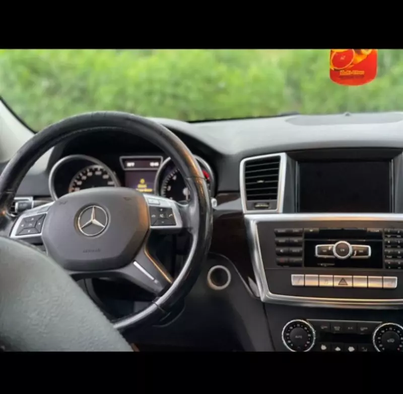 Mercedes-Benz ML 350 - 2014