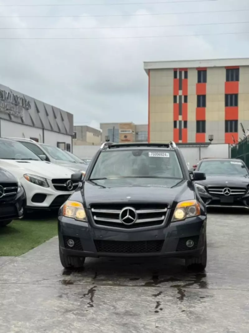 Mercedes-Benz GLK 350   - 2009