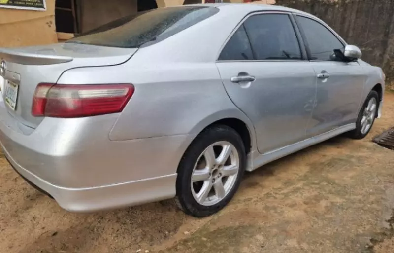 TOYOTA Camry - 2007