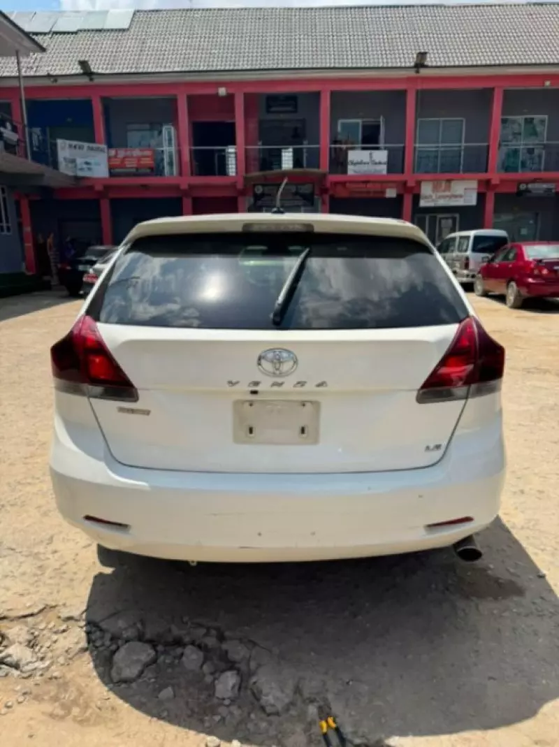 TOYOTA Venza - 2013