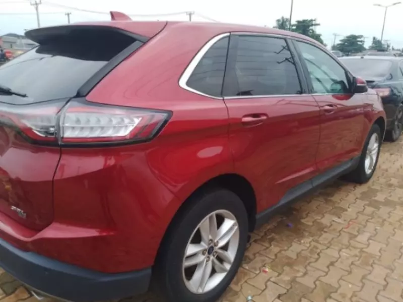 Ford Edge   - 2016