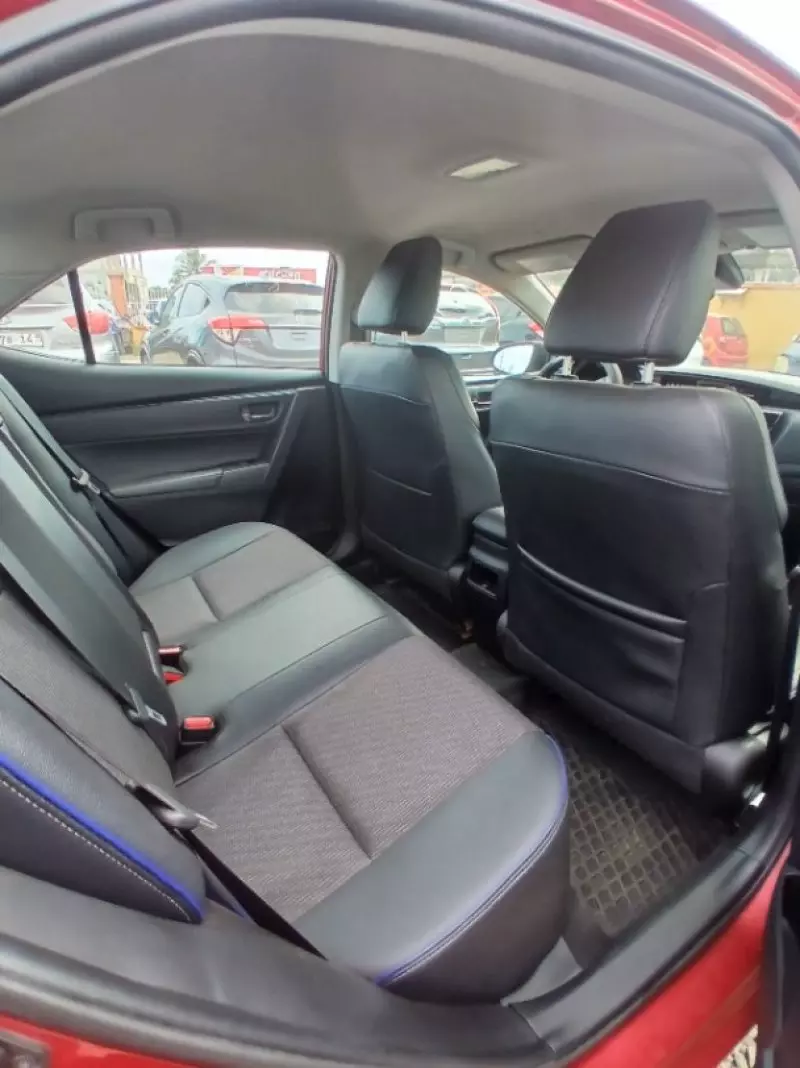 TOYOTA Corolla   - 2019