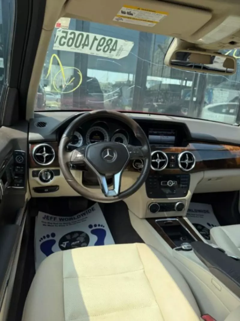 Mercedes-Benz GLK 350 - 2013