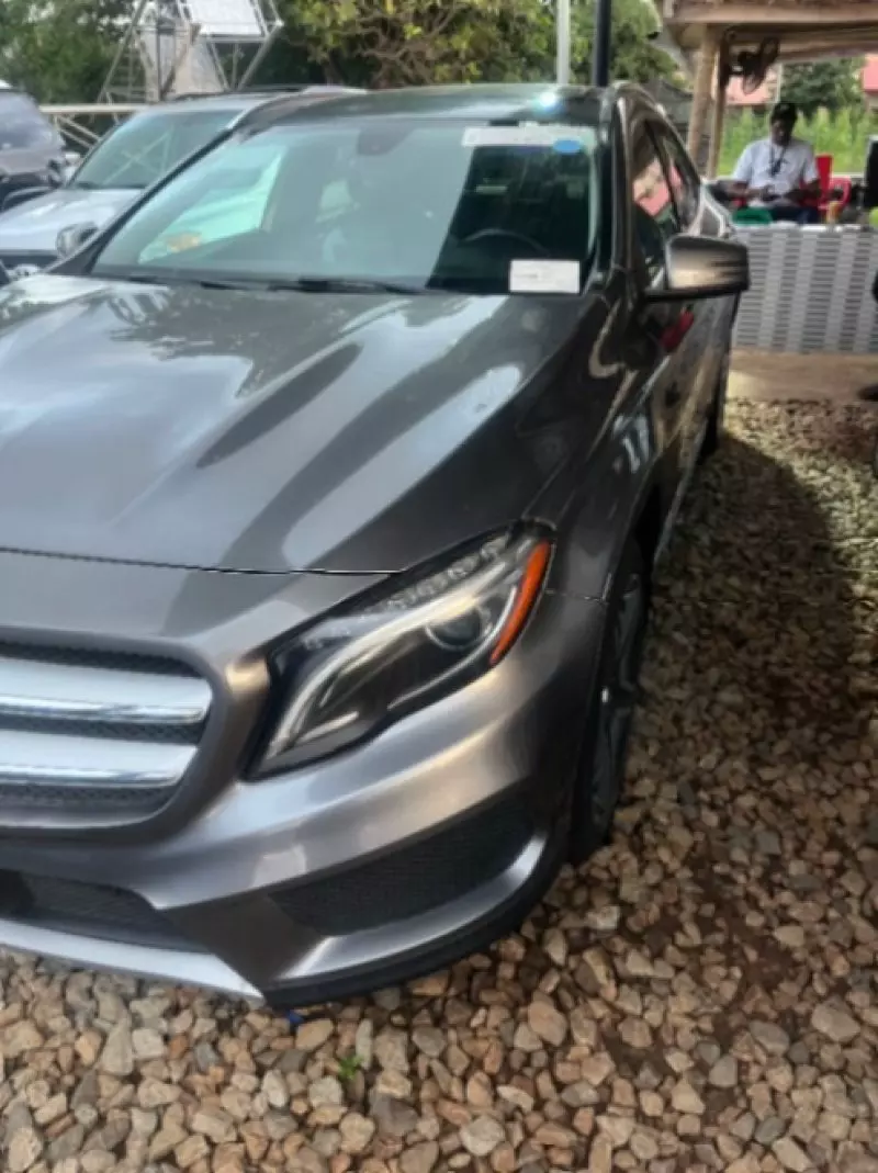Mercedes-Benz GLA 250   - 2015
