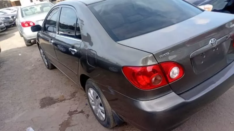Toyota Corolla   - 2007