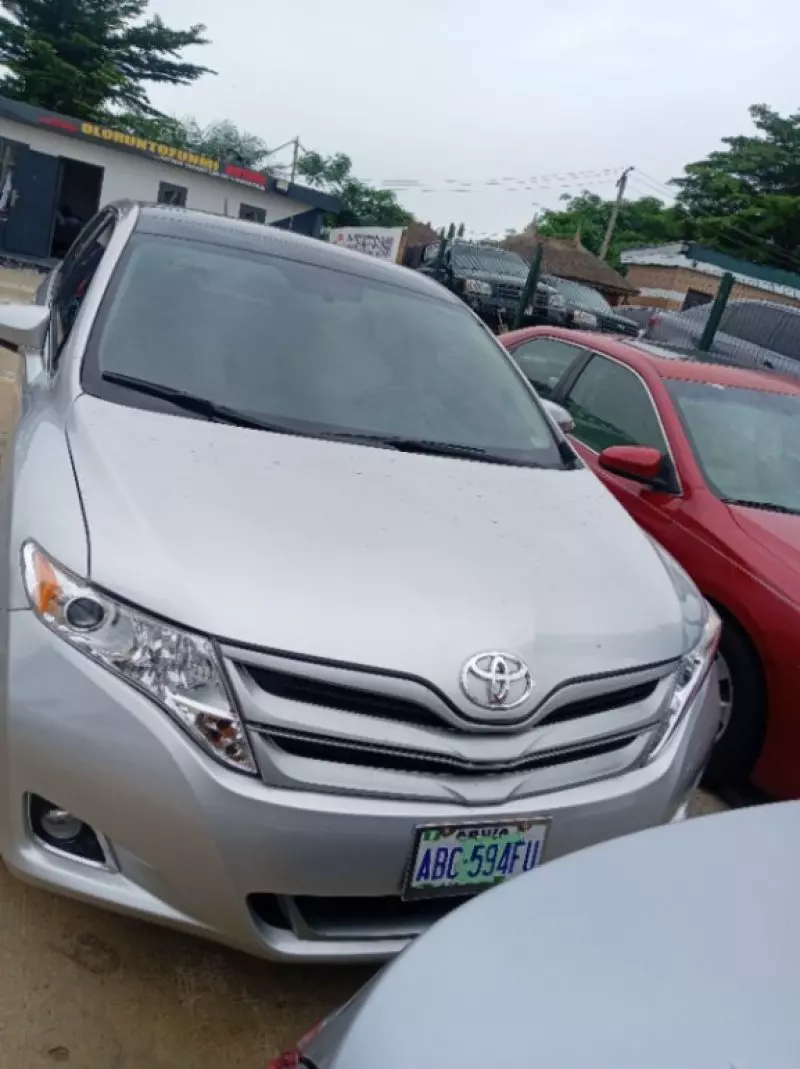 Toyota Venza   - 2009