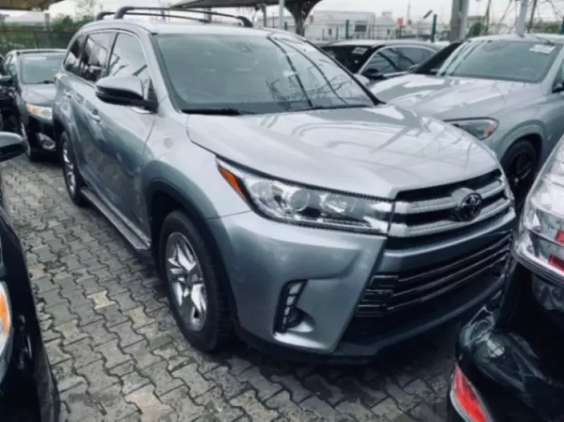 TOYOTA Highlander - 2015