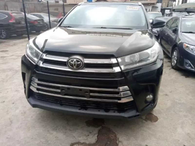 TOYOTA Highlander   - 2018