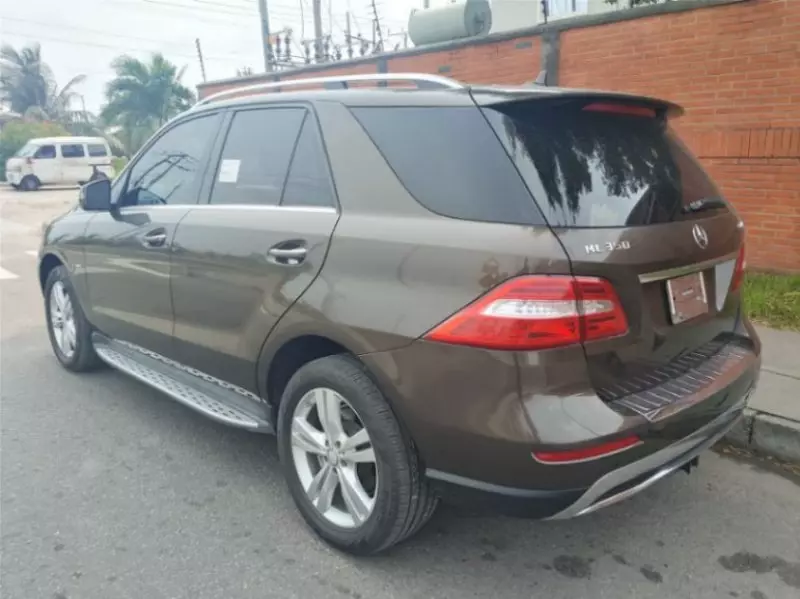 Mercedes-Benz ML 350   - 2012