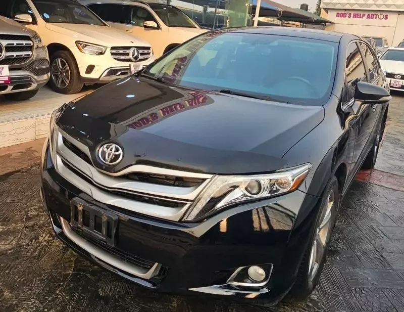 Toyota Venza   - 2013
