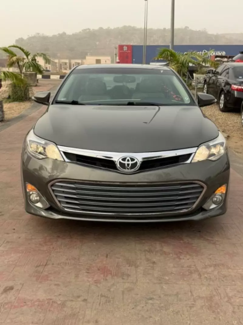 TOYOTA Avalon   - 2014