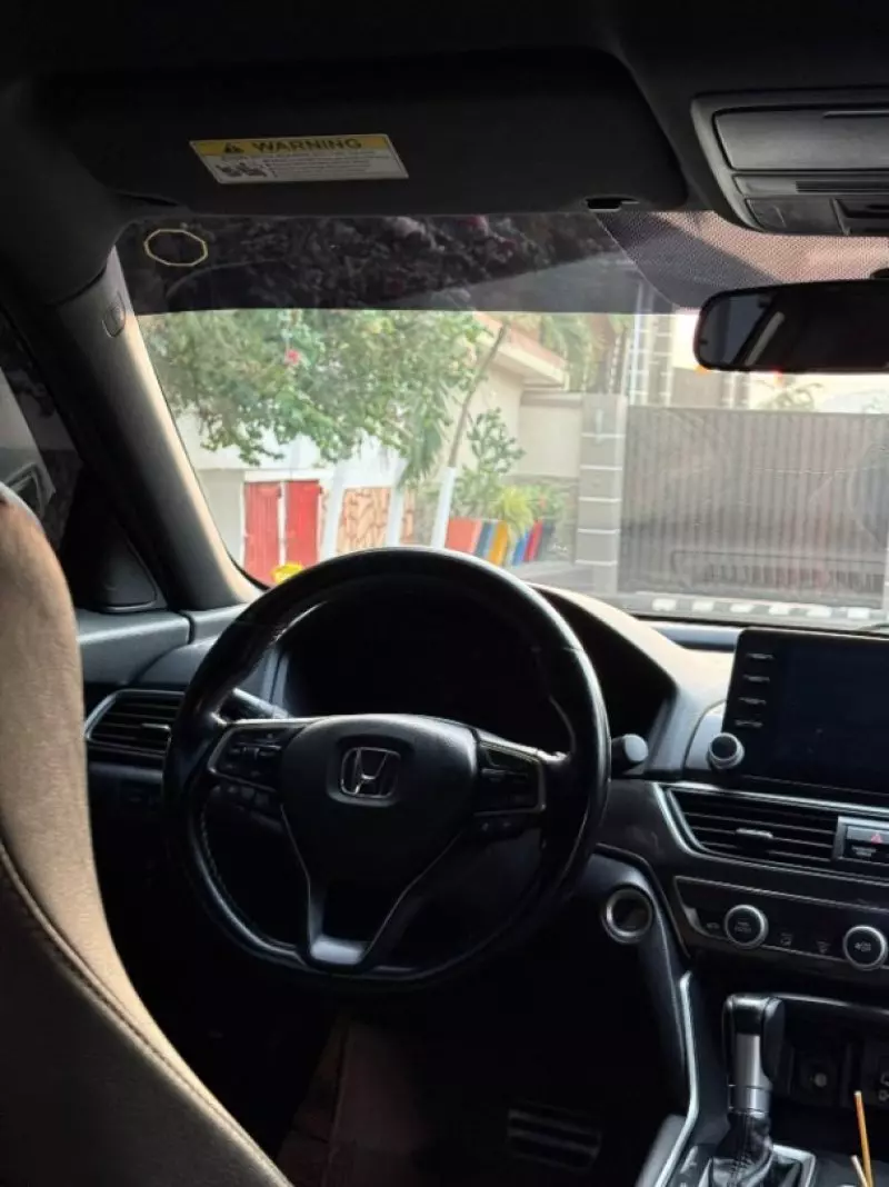 Honda Accord   - 2020