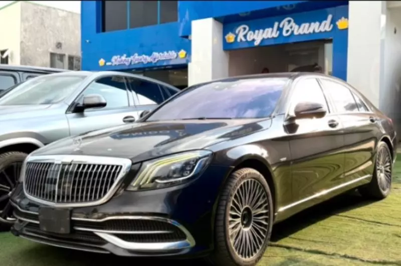 Mercedes-Benz S-Class   - 2014