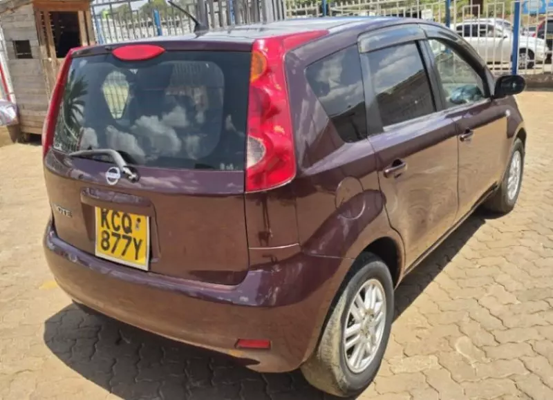 Nissan Note   - 2011
