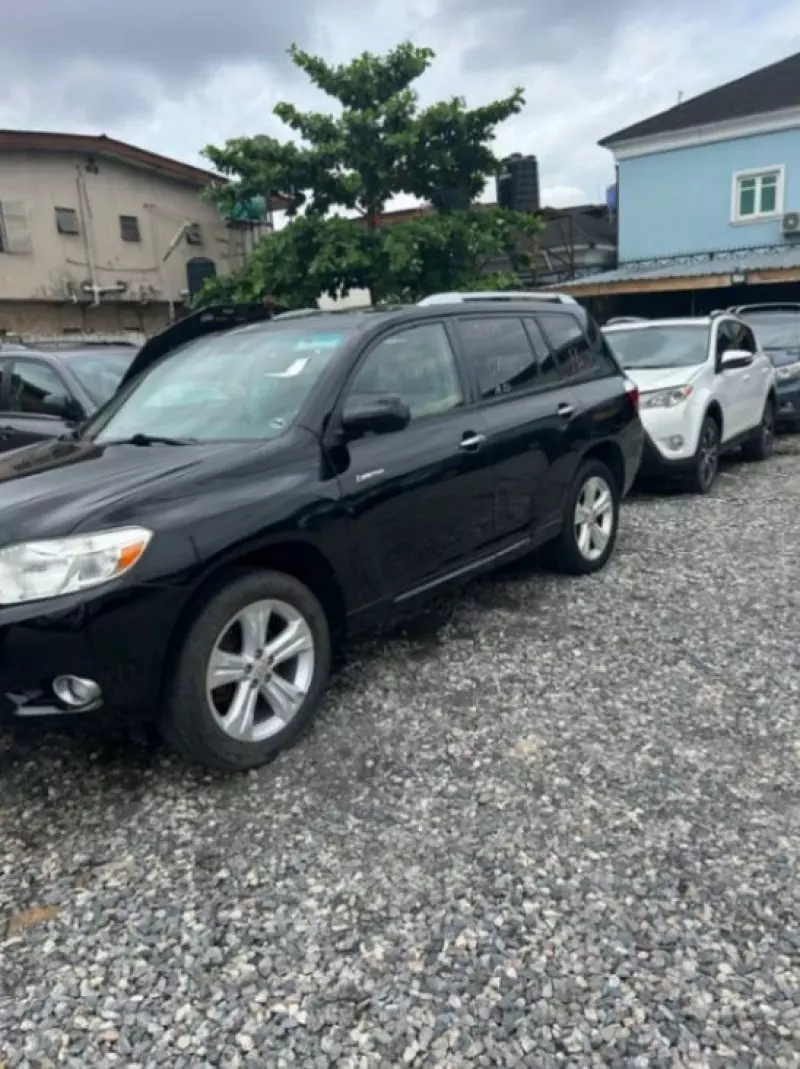Toyota Highlander   - 2008