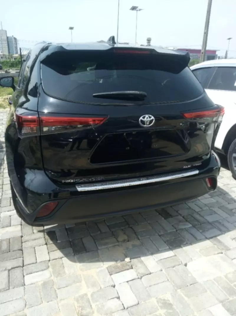 TOYOTA Highlander - 2020