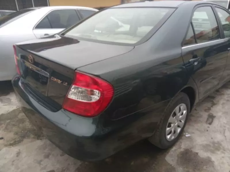 Toyota Camry   - 2002