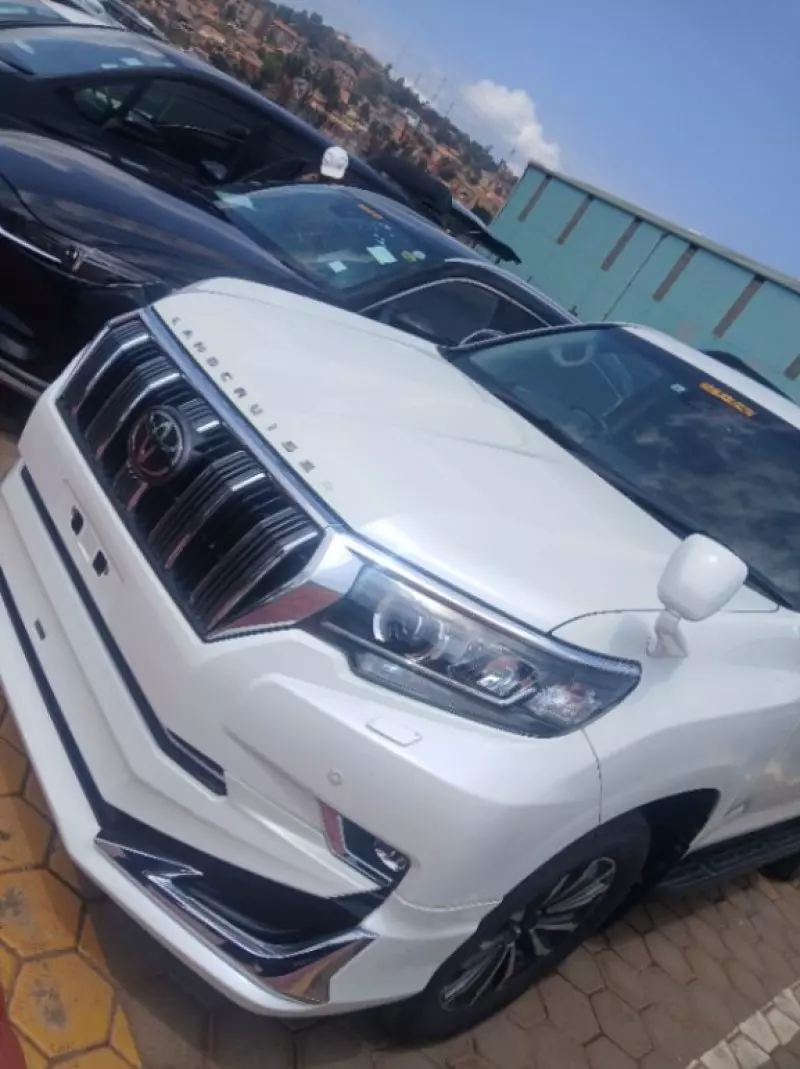 TOYOTA Landcruiser prado TZ   - 2017