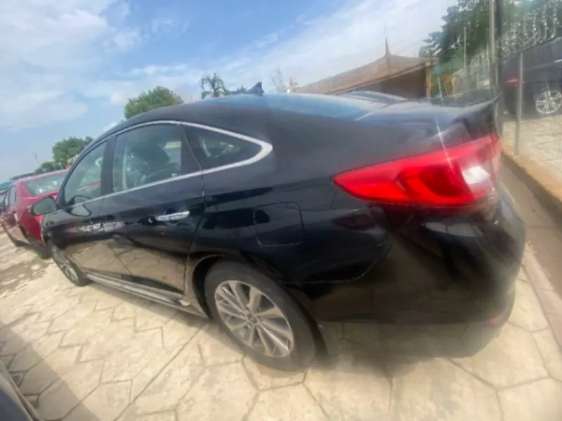 Hyundai Sonata   - 2015