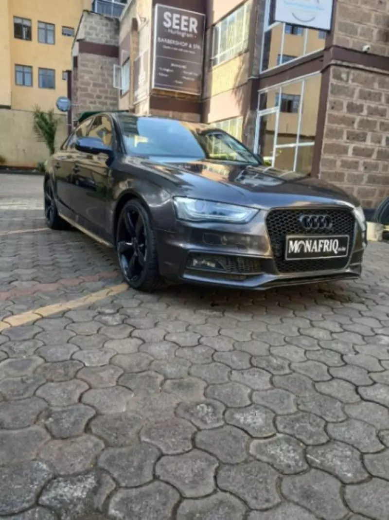 Audi A4   - 2014